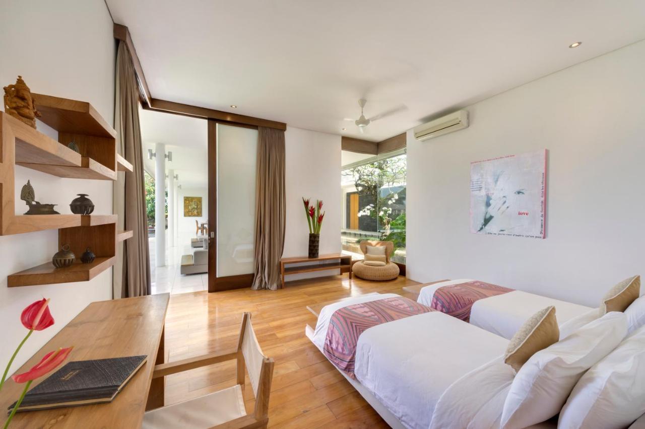 Villa Kavya - 8-Minute Walk From Berawa Beach Canggu Eksteriør billede