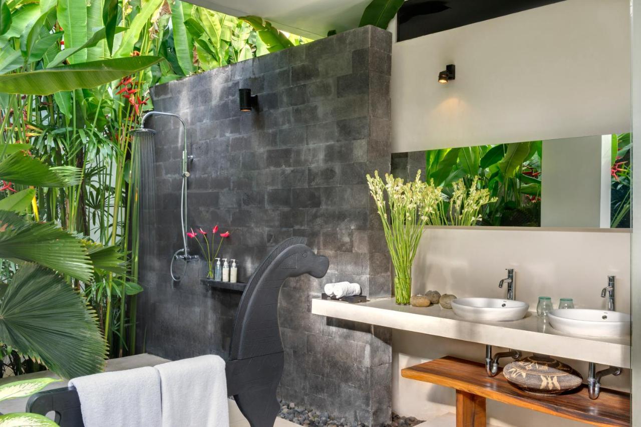Villa Kavya - 8-Minute Walk From Berawa Beach Canggu Eksteriør billede