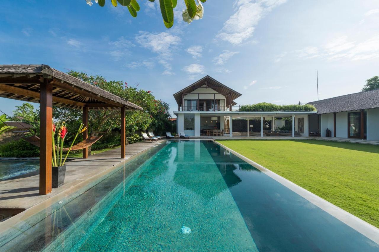 Villa Kavya - 8-Minute Walk From Berawa Beach Canggu Eksteriør billede